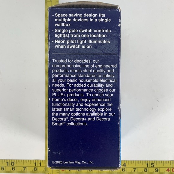 Leviton 5226-W SIDE WIRE SINGLE POLE COMBO SWITCH & Pilot Light 15A 120VAC - Picture 2 of 15